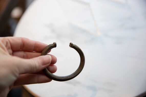 Antique African Bronze Striped Cuff Bracelet - image 5