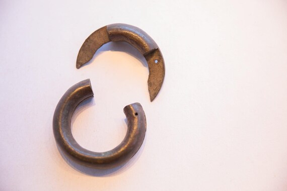 Antique African Interlocking Bracelet - image 2
