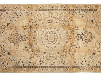 7x11.5 Vintage Distressed Kars Carpet