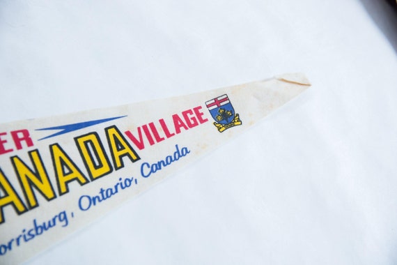 Fanion vintage du drapeau de l'Upper Canada Village - Canada