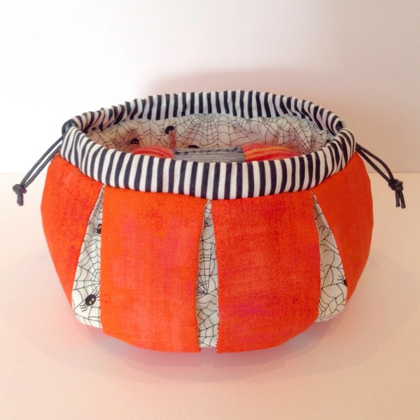 Halloween Pumpkin Trick or Treat Drawstring Bag Sewing Pattern, a fun patchwork pouch, fabric bucket pail for fall Thanksgiving season, PDF