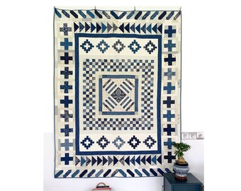 Medallion Quilt PDF Sewing Pattern, easy patchwork blanket pieced round robin style from the middle outwards, large size,blue & white design