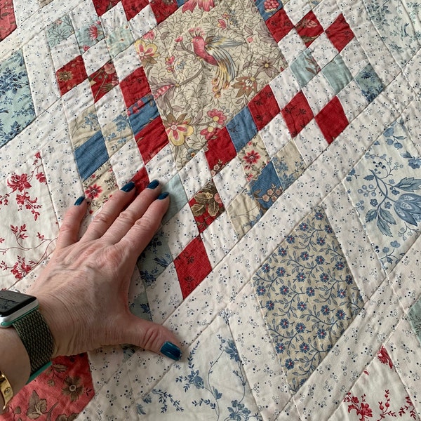 Jane Austen Diamond Patchwork Quilt Pattern, inspired by the historic patchwork coverlet by author Jane Austen, king size, sewing tutorial