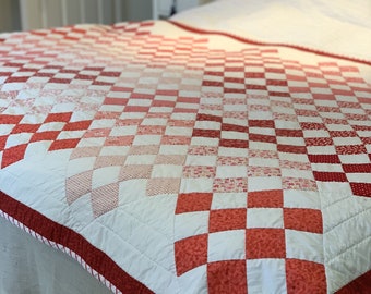 Easy Quilt Pattern, red and white checkerboard patchwork design, sewing tutorial by Tikki London, size 55 by 80 inches single or twin, PDF