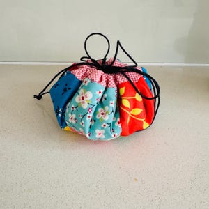 Round Patchwork Drawstring Pouch Sewing Pattern (PDF): Easy Bag for Cosmetics, Notions & Small Items