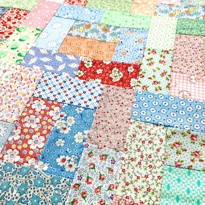 Fun Quilt Pattern, baby cot size, patchwork quilt design, easy beginner sewing, 3 size options, PDF sewing pattern, 1930s fabrics pattern