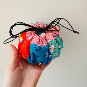Round Patchwork Drawstring Pouch Sewing Pattern (PDF): Easy Bag for Cosmetics, Notions & Small Items