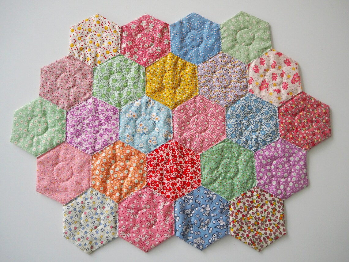 Hexagon Quilt Pattern Quiltasyougo Folded Fabric Method Etsy