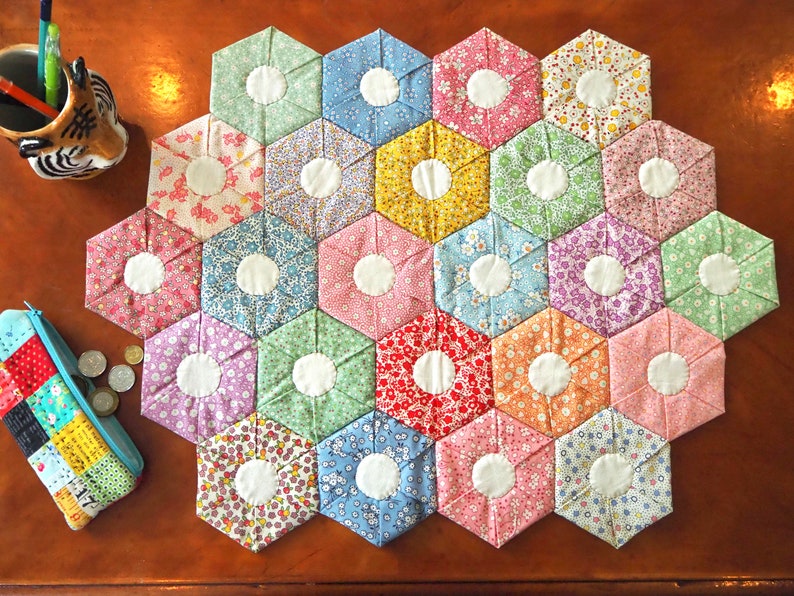 Hexagon Quilt Pattern, quilt-as-you-go pattern, hexie quilt, folded fabric design, hand sewing, unique patchwork quilt pattern, PDF pattern by Tikki London, quilt origami sewing pattern,quilt origami sewing pattern, fabric origami pattern