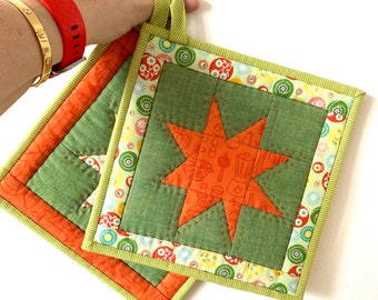 Pot Holder Pad sewing pattern, patchwork design: Wonky Star Block