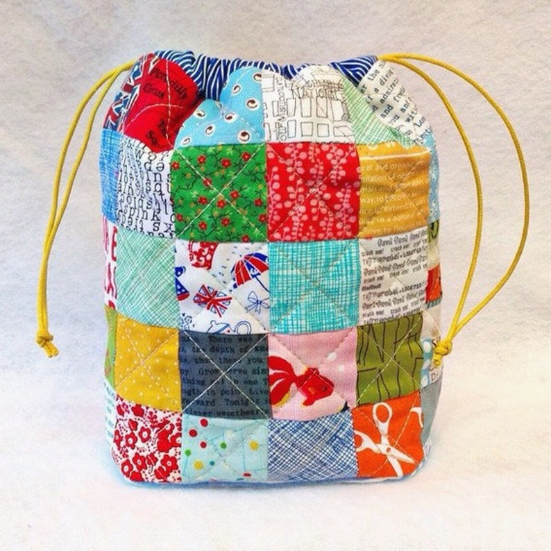 Drawstring bag patchwork sewing pattern in PDF format quilt | Etsy