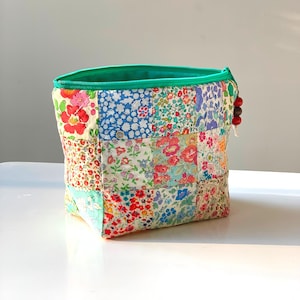 Molde para confecção de nécessaire com zíper, tutorial em PDF para iniciantes em patchwork (download digital)