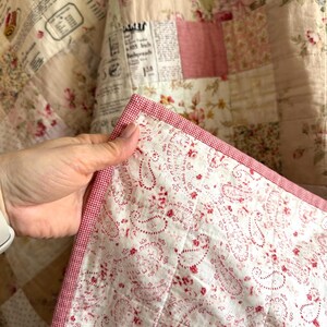 Vintage style Triple Squares Quilt Pattern, Easy Traditional Patchwork Sewing Tutorial (PDF), eiderdown red paisley fabric backing makes it reversible