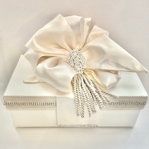 Bride To Be Shoe Gift Box, Unique Bride, Maid of Honor, Gift Box,  Cover Box Handmade, Custom Made, Elegantly.
