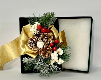 Classic Green Handmade Christmas Gift Box, Wrapped Gift Box, Re-Useable Gift Box, Green and Red Gift Wrap, Gift Idea, Boy Girl