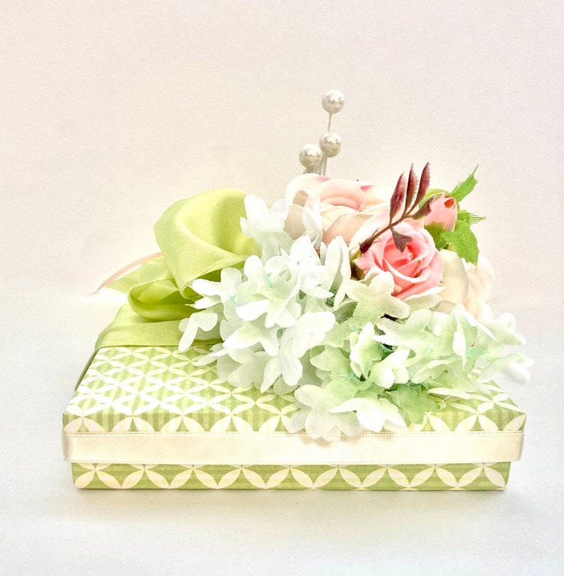 Handmade Garden Rose Gift Box: Wedding Favor, Jewelry Box (7x5x1) image 6