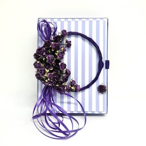 Purple Wreath and Roses Gift Box Wrap Wedding Favors Boxes Gift Jewelry Gift Box, Mothers  Ideas, Wedding Party Gifts,  Gift Boxes