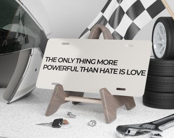 L'unica cosa più potente dell'odio è l'amore / Orgoglio latino / L'amore supera l'odio / Benito