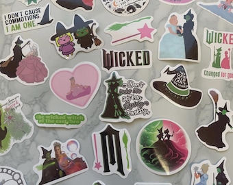 Wicked 50 stickers | Op film geïnspireerde waterbestendige vinylstickers | Elphaba | Glinda | Fiyero | Boze heks | Oz | Riley Rudd Co.