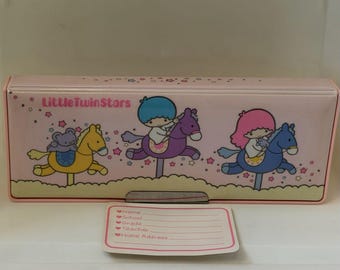 Estuche/caja para lápices Sanrio Little Twin Stars vintage de 1976, vinilo acolchado de doble cara, fabricado en Japón.