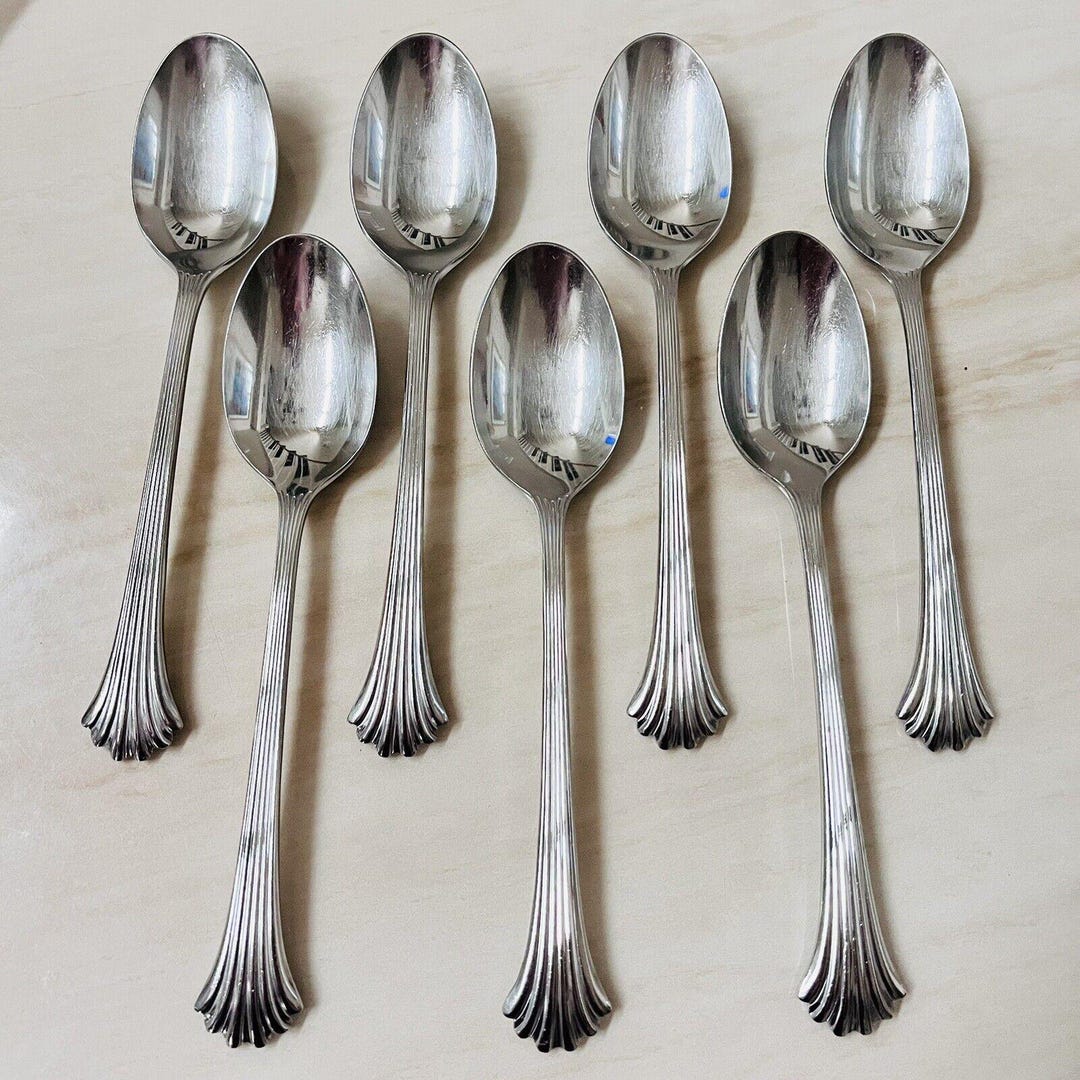 7pc INTERNATIONAL Tiara Soup Spoon Stainless 18/8 Fan Ribbed  7pc INTERNATIONAL Tiara Soup Spoon Stainless 18/8Fan Ribbed/Ridges Glossy Korea main image 1