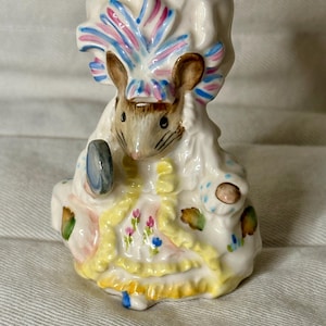 Beatrix Potter Lady Mouse-beeldje Beswick Engeland 1951 vintage keramische muis kinderkamerdecor Cottagecore Collectible