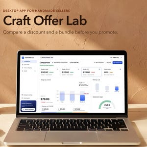 Könnte beinhalten: Ein Laptop zeigt die Benutzeroberfläche der Desktop-App Craft Offer Lab für Kunsthandwerksverkäufer. Der Bildschirm zeigt ein Vergleichs-Dashboard mit Preis-, Rabatt- und Paketdaten, einschließlich Diagrammen und Gewinnmargen.