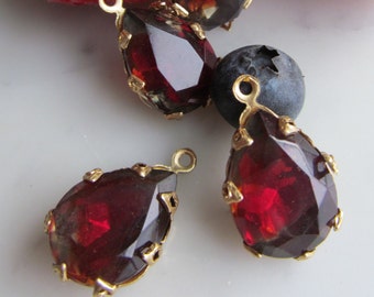 Vintage Ruby - Black Diamond  Givre - With Or Without Settings