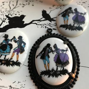 Vintage glazen cabochon met silhouet... Trouw met mij!