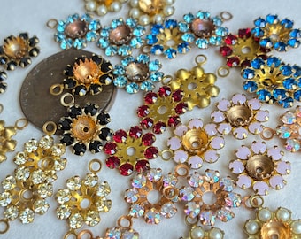 8 Vintage Swarovski Kristallblumen, mit Mittelloch, 10 mm