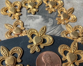 4 Vintage "Fleur-De-Lis"With Heart Brass Finding