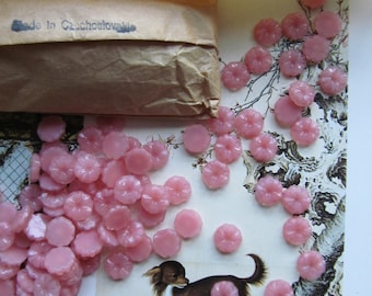 20 Czechoslovakia Vintage Sweet Pink  Flower Glass Cabochons