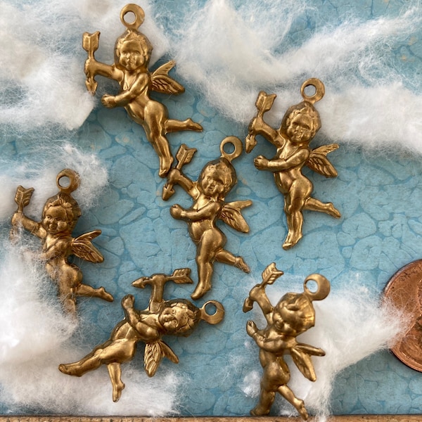 6 Victorian Inspired Cupid Angels…FACING LEFT