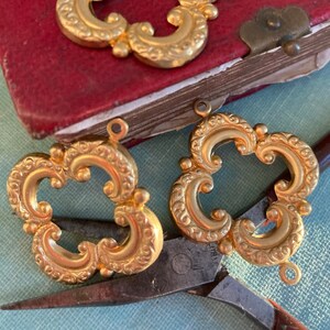 4 Brass Clover Shaped Finding, One Hoop Or Two