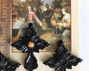 Vintage 2 Inch Black Victorian Goth Style Cross