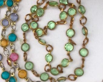 Vintage  Channel  Linked  Chain with Crystal In Garden Green And Multi Color