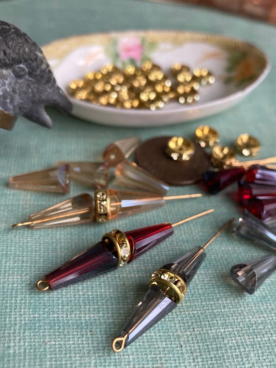 Swarovski Rhinestone Roundel Crystal With Vintage Glass  Beads And Headpins- DIY for 4 Beautiful Drops!