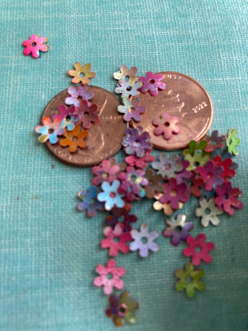 30 Really Really Really Tiny Painted Brass Daisy Flowers image 3