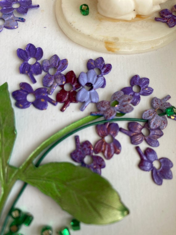 20枚のライラックの花、シャビーシックなライラックの色合い、8 x 13