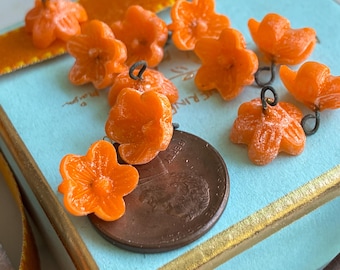 4 unwiderstehliche leuchtend orange japanische Glasblumenperlen
