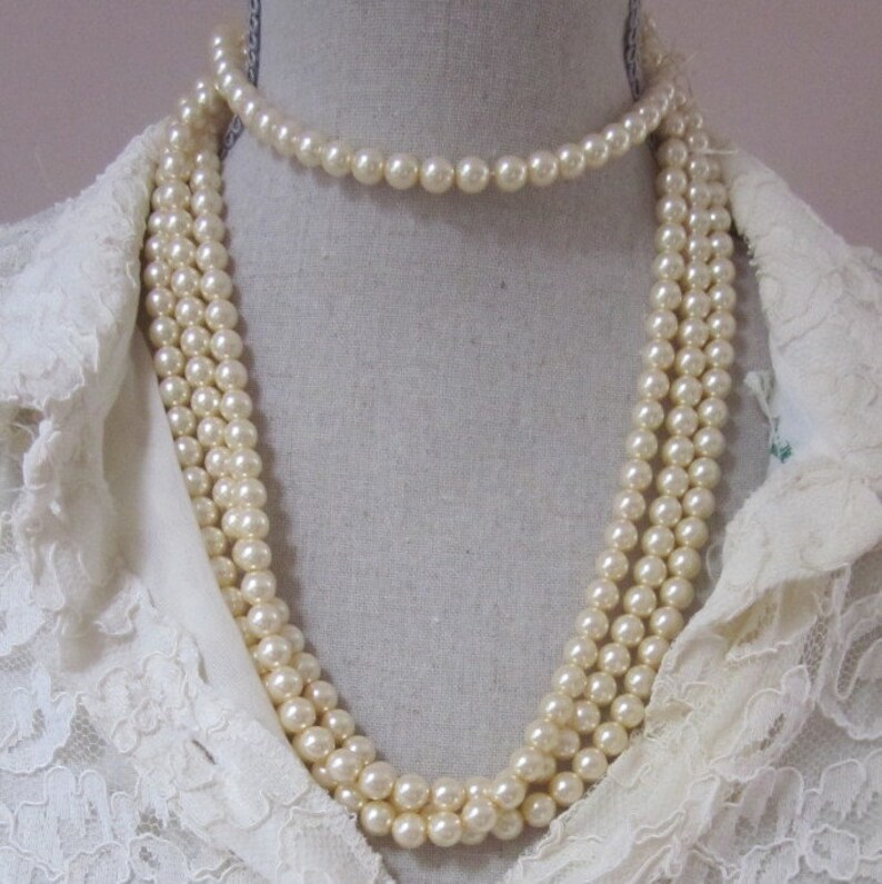 Beautiful Classic Old Fashion Glass Pearls...almost anyone could wear image 2
