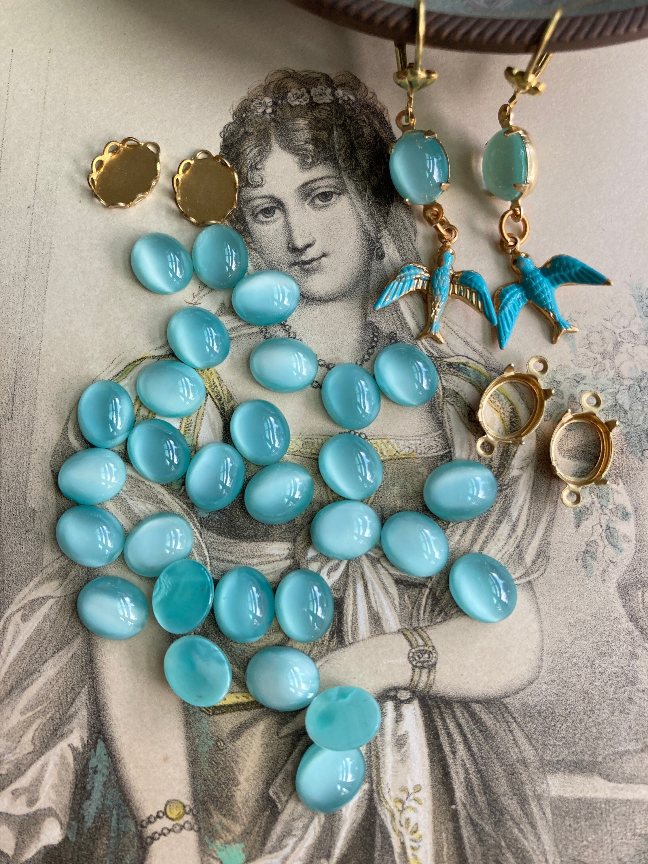 Vintage Tiffany-Robins Egg Blue 'ACQUEMARINE" Czechoslovakia…