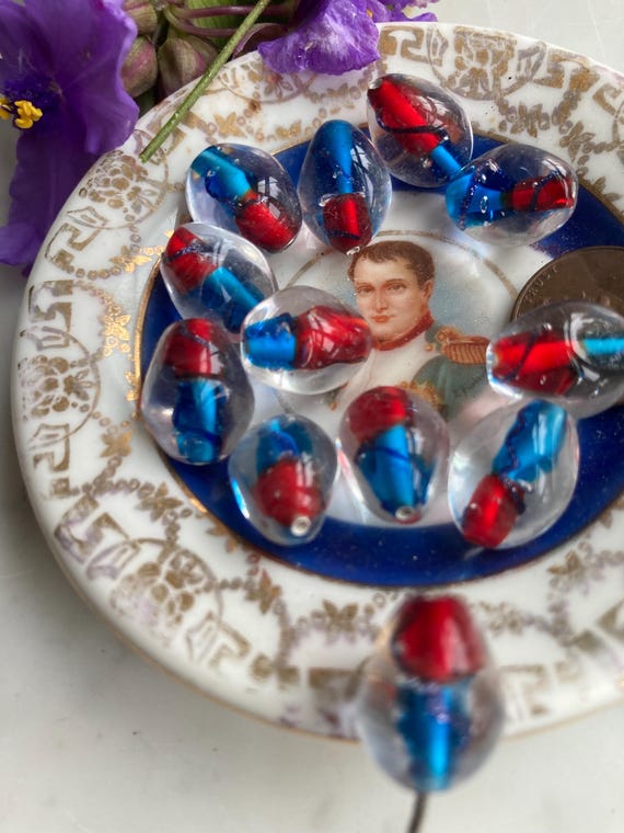 ヴィンテージ西ドイツガラスビーズ6個（赤と青の透明） - Etsy 日本