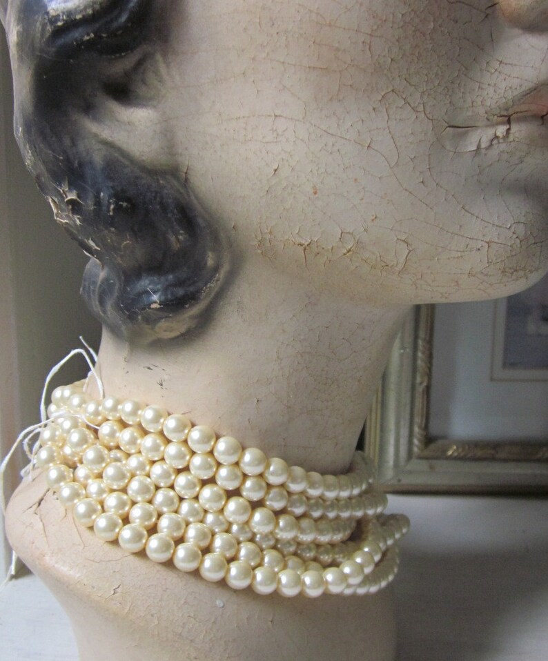 Beautiful Classic Old Fashion Glass Pearls...almost anyone could wear image 3