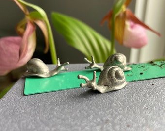 4 Tiny Miniature Garden Snails