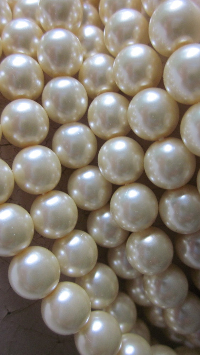 Beautiful Classic Old Fashion Glass Pearls...almost anyone could wear image 5