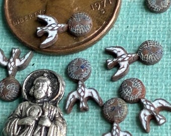 20 Vintage Mini Patina Enameled Birds With Globes ...Super Small Miniature Size, 6mm