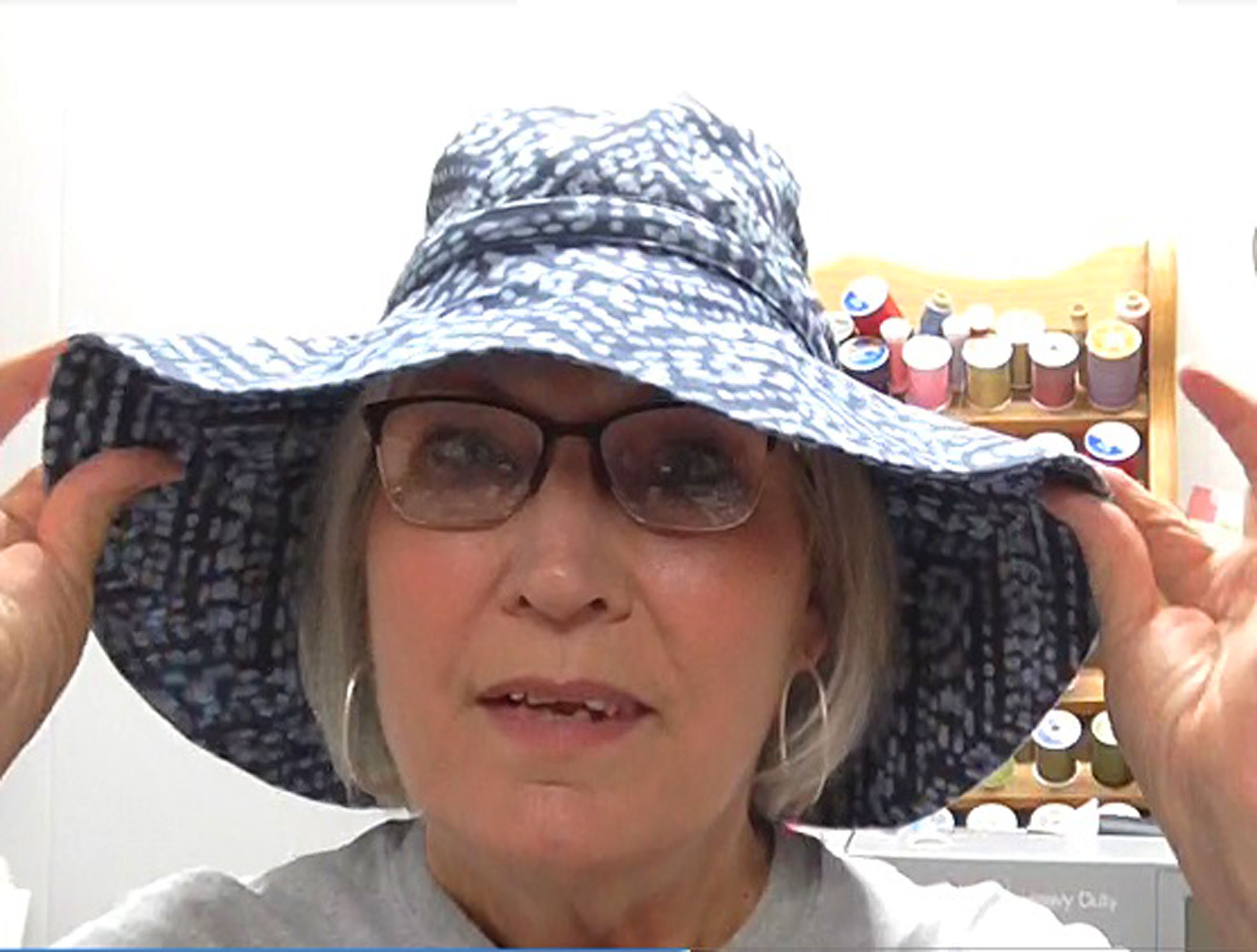 ONLINE SEWING Class & PDF Sewing Pattern, Adjustable Bucket Hat, Sun