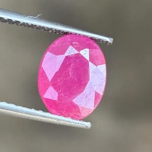 Vivid Pinkish Red Ruby Oval Cut 9 mm Natural 2.15 Ct Unheated Loose July Birthstone Gem