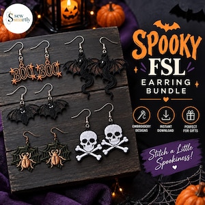 Op de afbeelding: Een collectie van vier paar geborduurde oorbellen met Halloween-thema, bestaande uit oranje BOO-tekst, zwarte draak-silhouetten, zwarte vleermuisvormen en witte schedel- en gekruiste bottenontwerpen aan zilverkleurige haken.